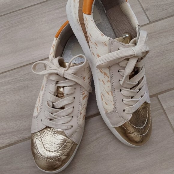 Dolce Vita Multi-color Hair on Hide Sneakers. Size 9.5 - Picture 1 of 6